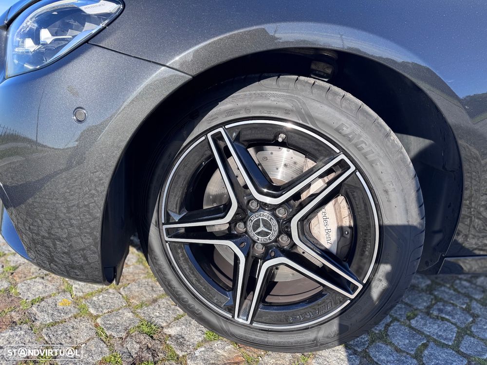 Mercedes-Benz E 300 de AMG Line - 9