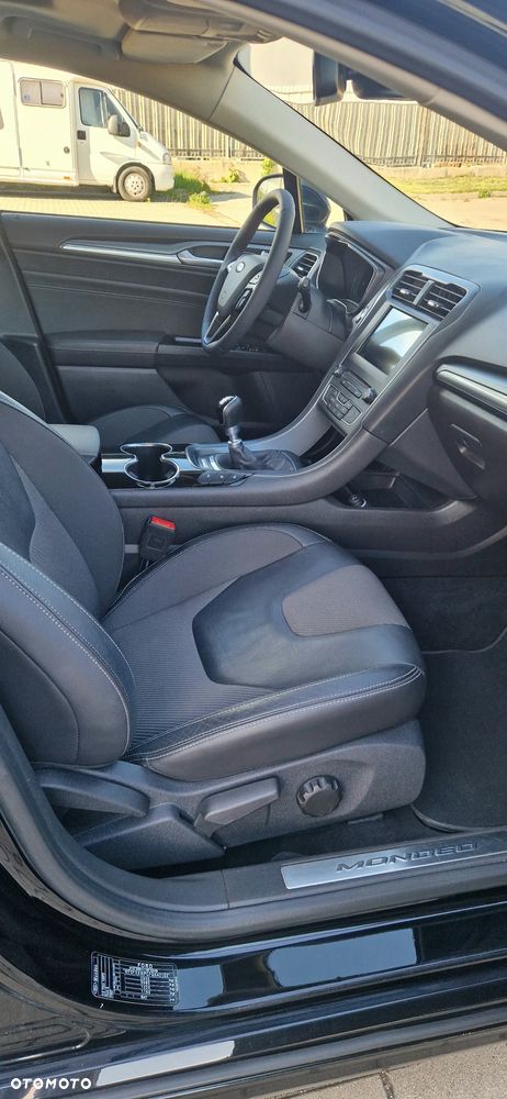 Ford Mondeo 2.0 TDCi Titanium - 19