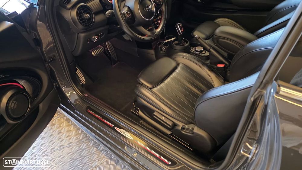 MINI 3 Portas Cooper SD Auto Desportiva - 38