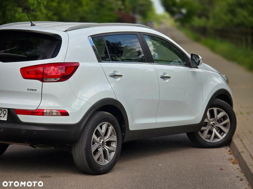 Kia Sportage 1.7 CRDI 2WD Dream-Team Edition - 37