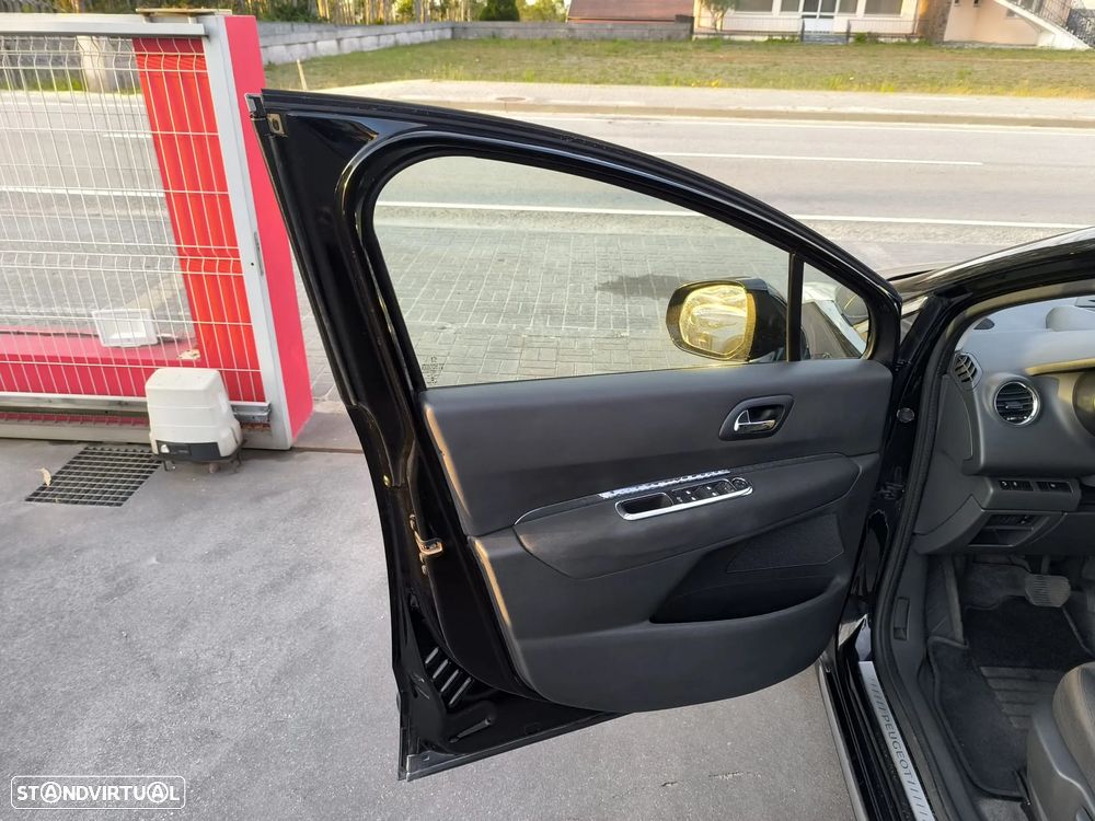 Peugeot 3008 2.0 HDi Hybrid4 - 22