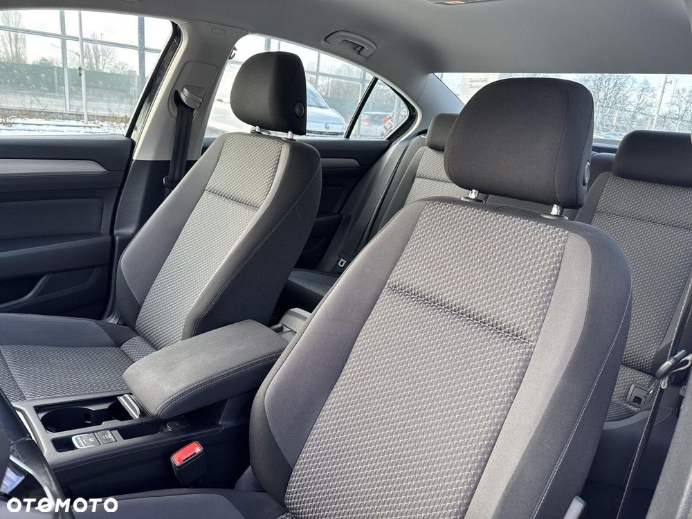 Volkswagen Passat 1.5 TSI EVO Essence DSG - 12