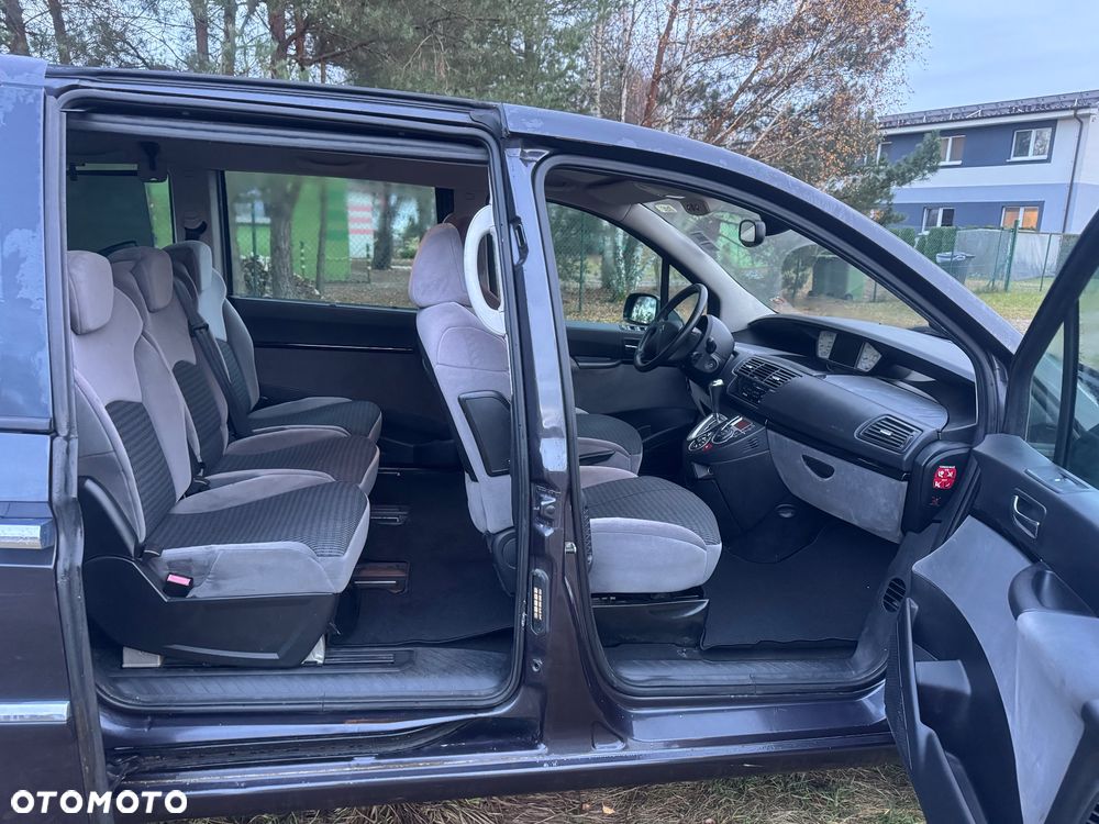 Citroën C8 2.0 16V Confort - 23