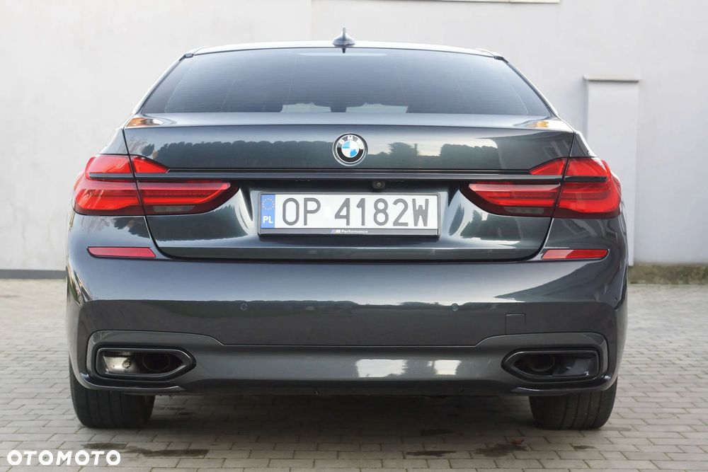 BMW Seria 7 740Li xDrive - 7
