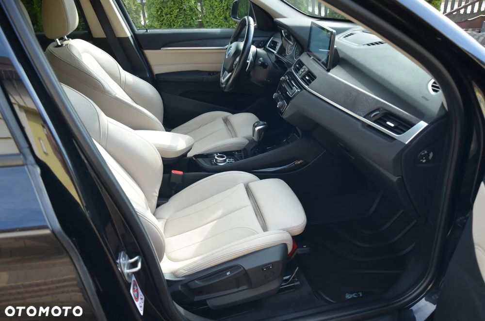 BMW X1 xDrive25d xLine - 24