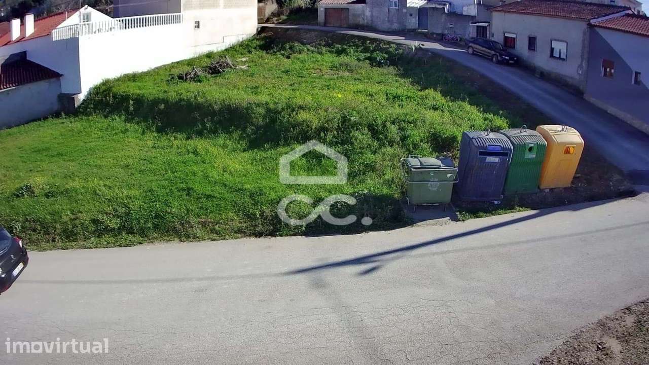 Terreno urbano com 330 m2 - Grande imagem: 4/4