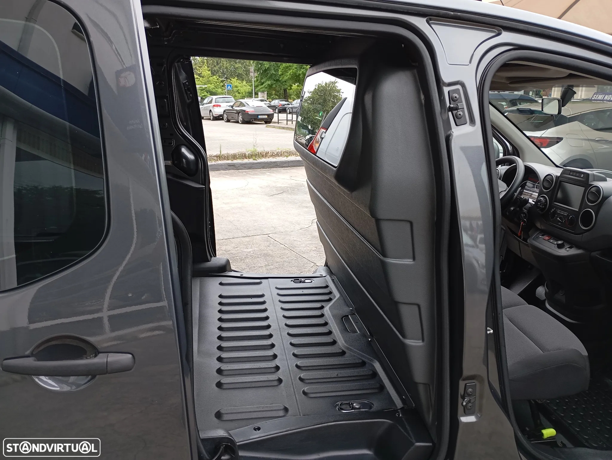 Citroën Berlingo 1.6 Hdi Automática AT6 - 11