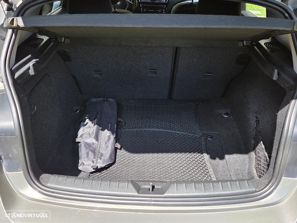 BMW 118 d Aut. Sport Line - 28