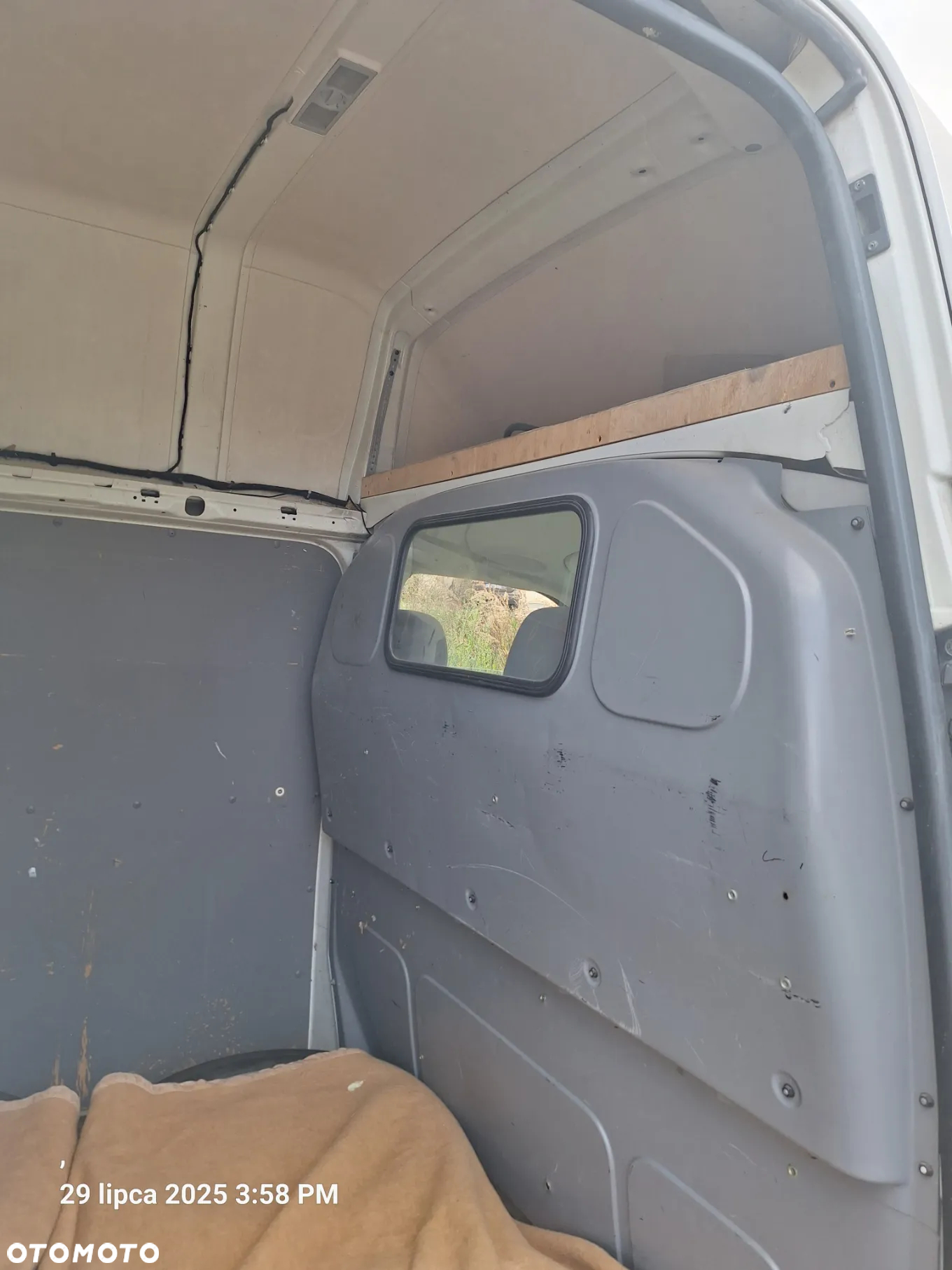 Volkswagen Transporter - 13