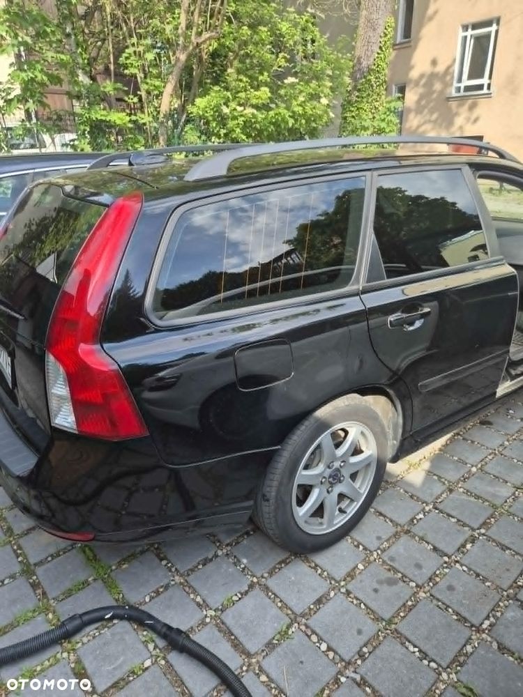 Volvo V50 D2 - 10