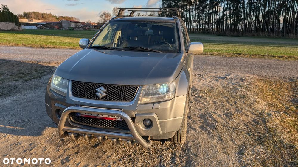 Suzuki Grand Vitara 2.0 De luxe - 6