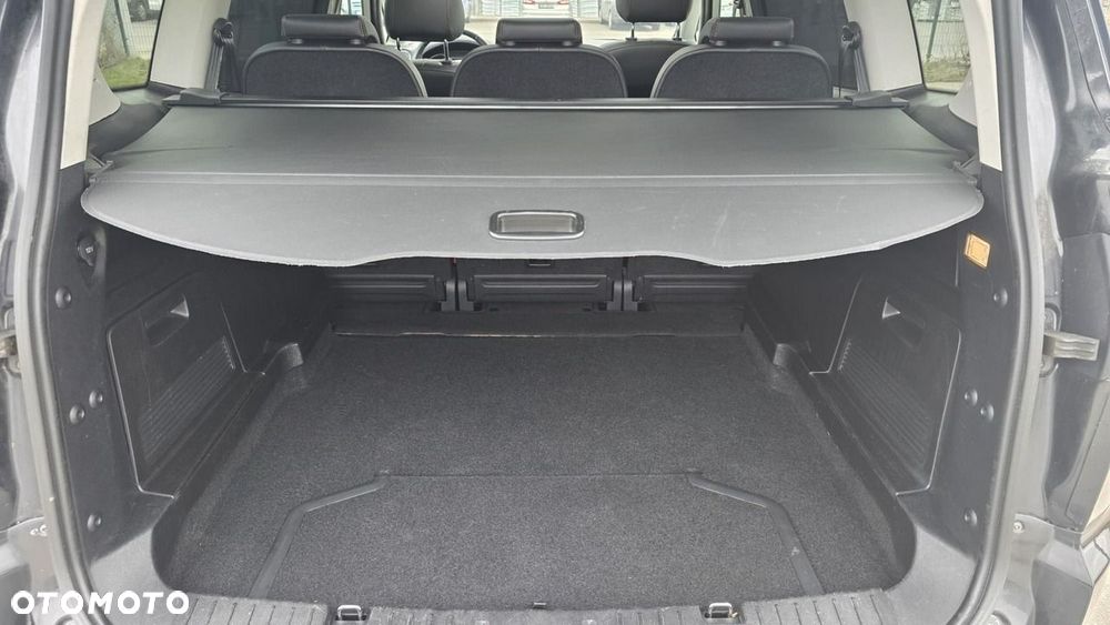Ford S-Max - 23