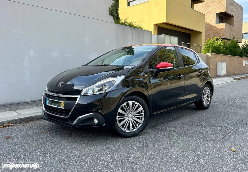 Peugeot 208 1.2 PureTech Style - 1