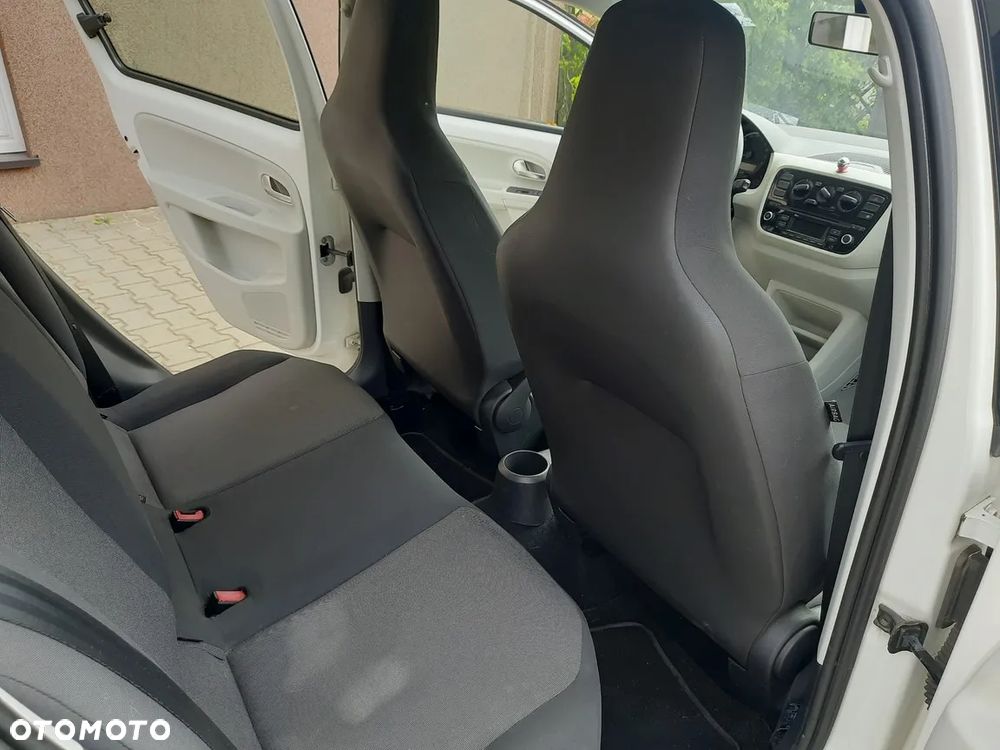 Volkswagen up! - 18