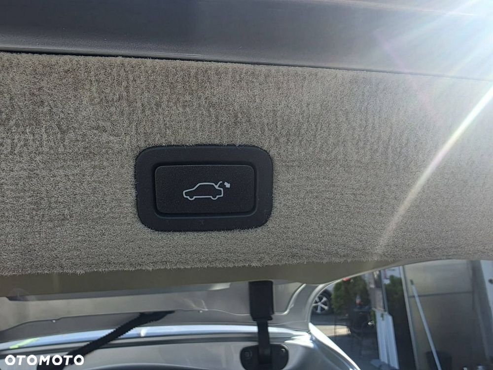 Volvo XC 70 T5 Drive-E Dynamic Momentum - 33