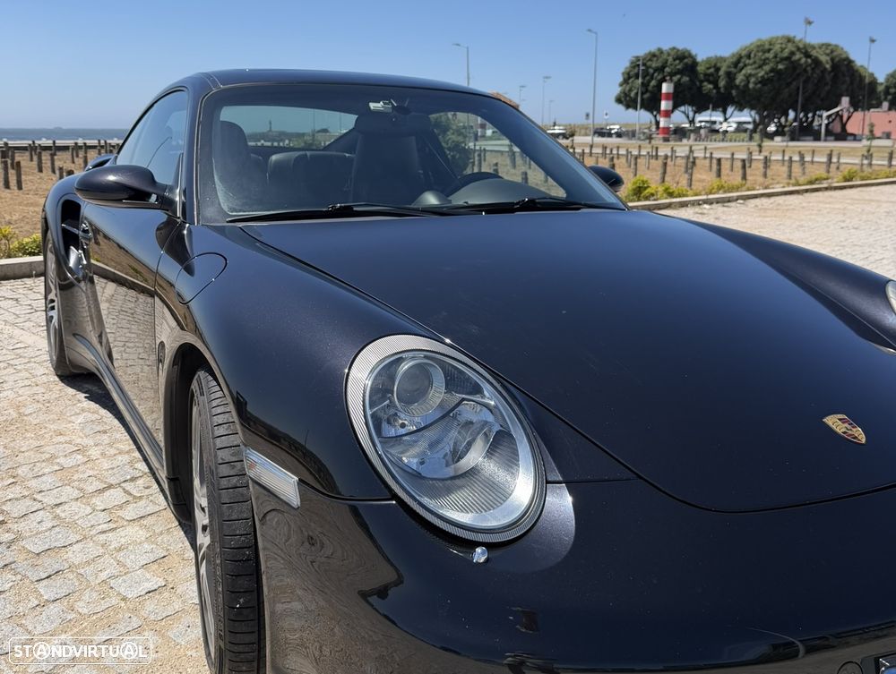 Porsche 911 (997) Turbo - 8