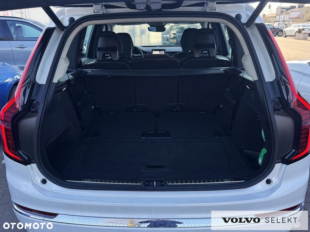 Volvo XC 90 - 38