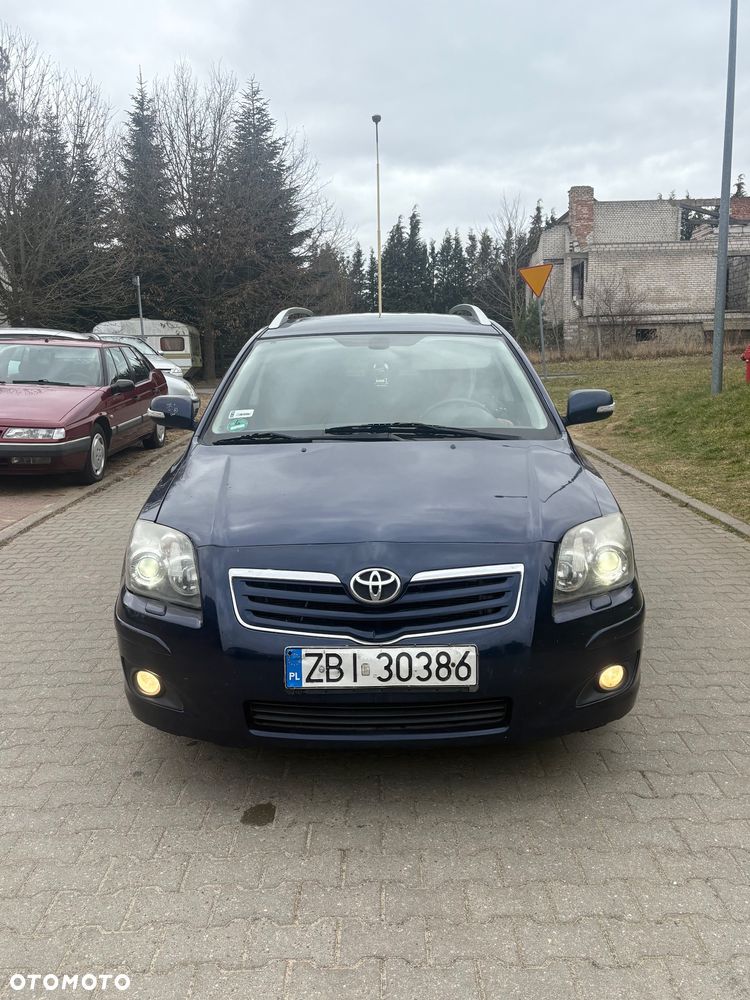 Toyota Avensis 2.0 D-4D Platinium - 4