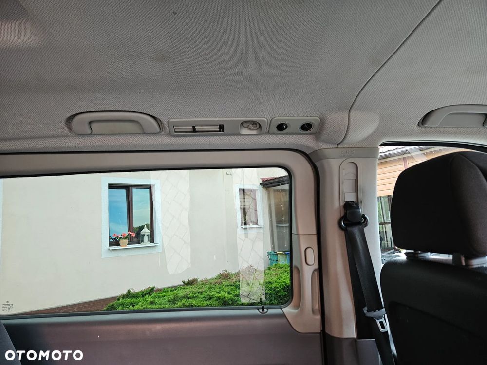 Mercedes-Benz Vito - 15