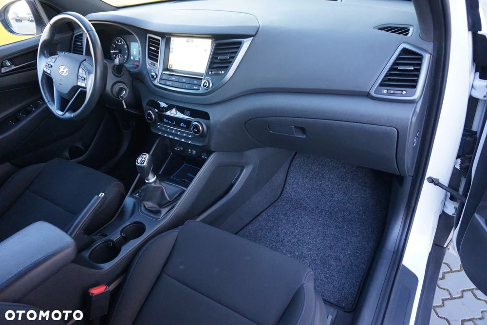 Hyundai Tucson blue 1.6 GDi 2WD Passion - 11