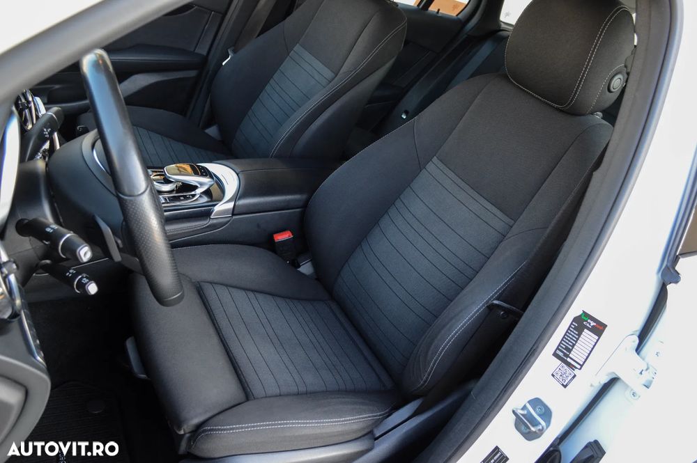 Mercedes-Benz GLC 350 e 4Matic 7G-TRONIC Exclusive - 32