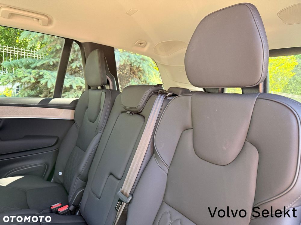 Volvo XC 90 - 30