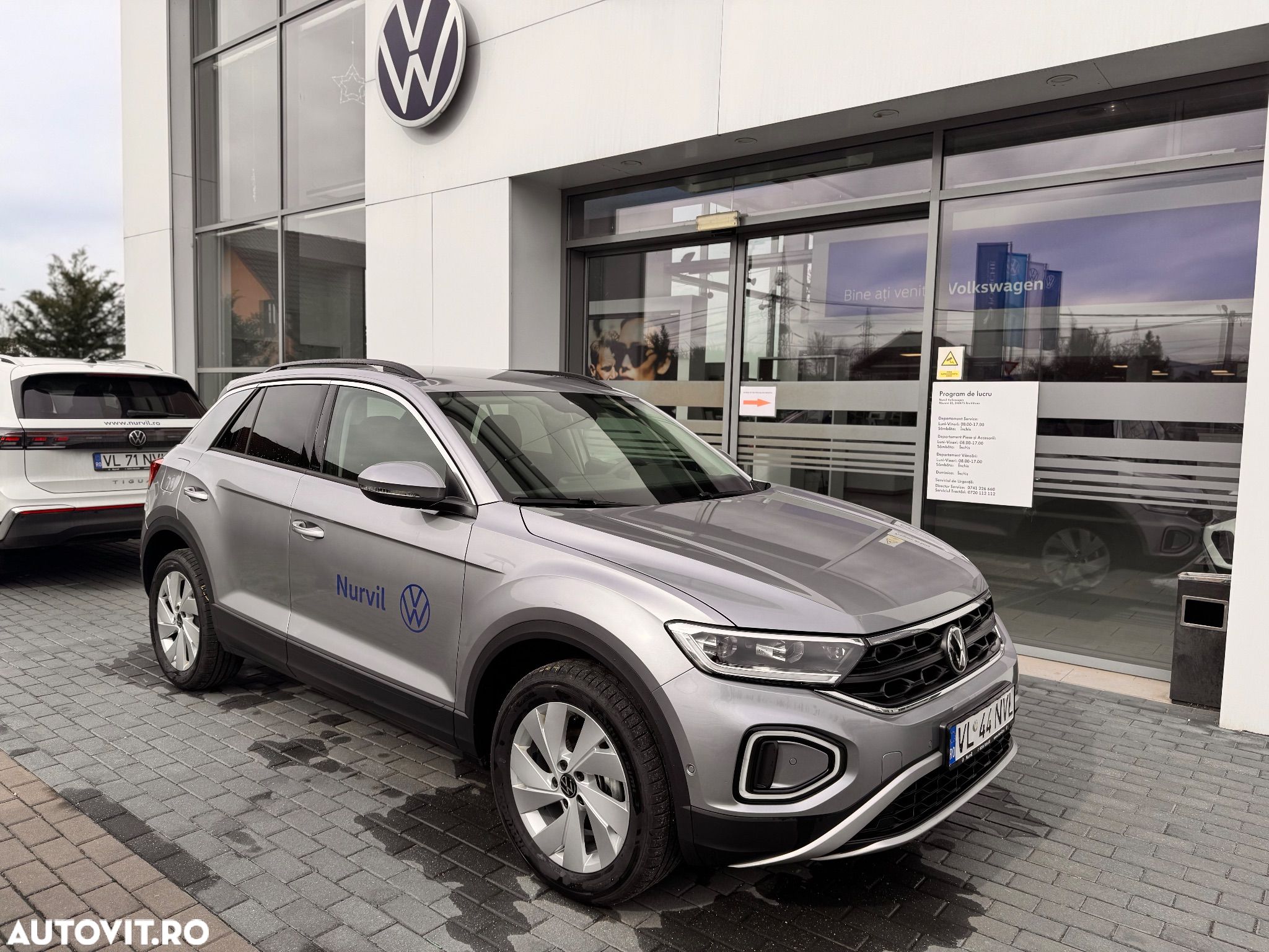 Volkswagen T-ROC 1.5 TSI DSG Life - 1