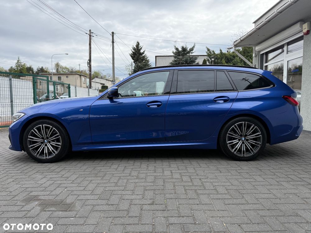 BMW Seria 3 330i xDrive M Sport sport - 2