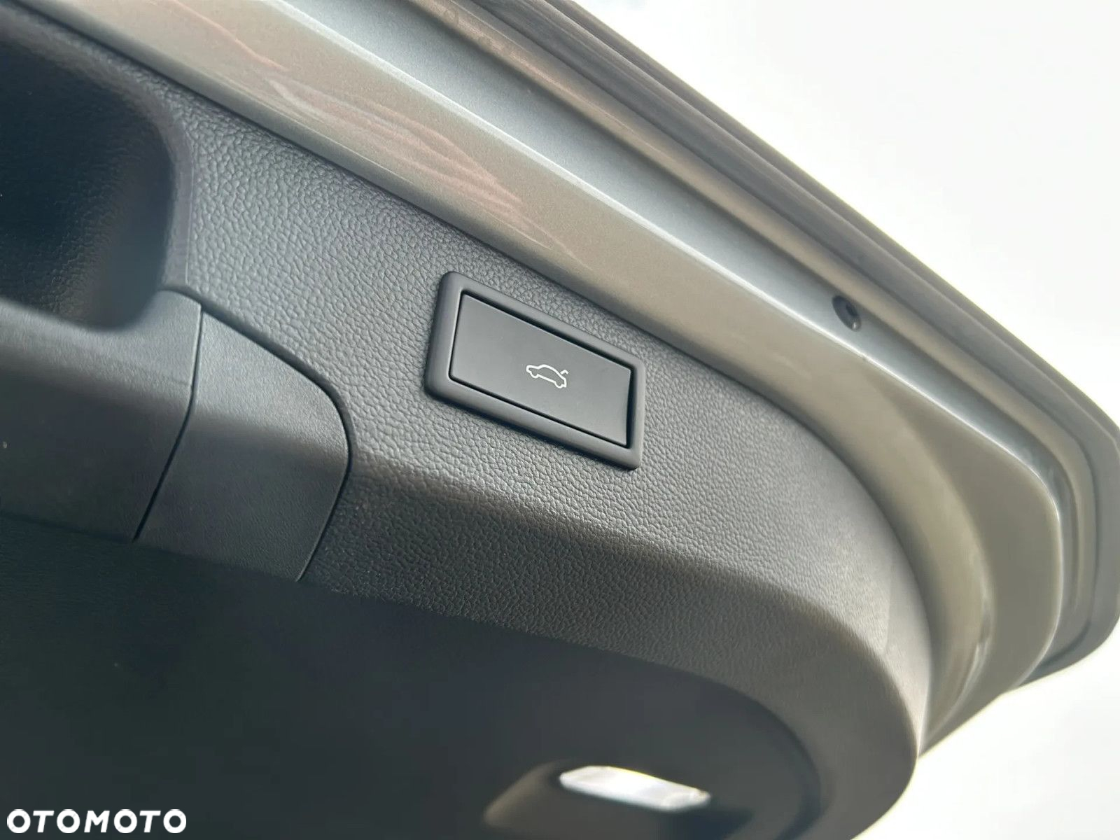 Volkswagen Passat - 20