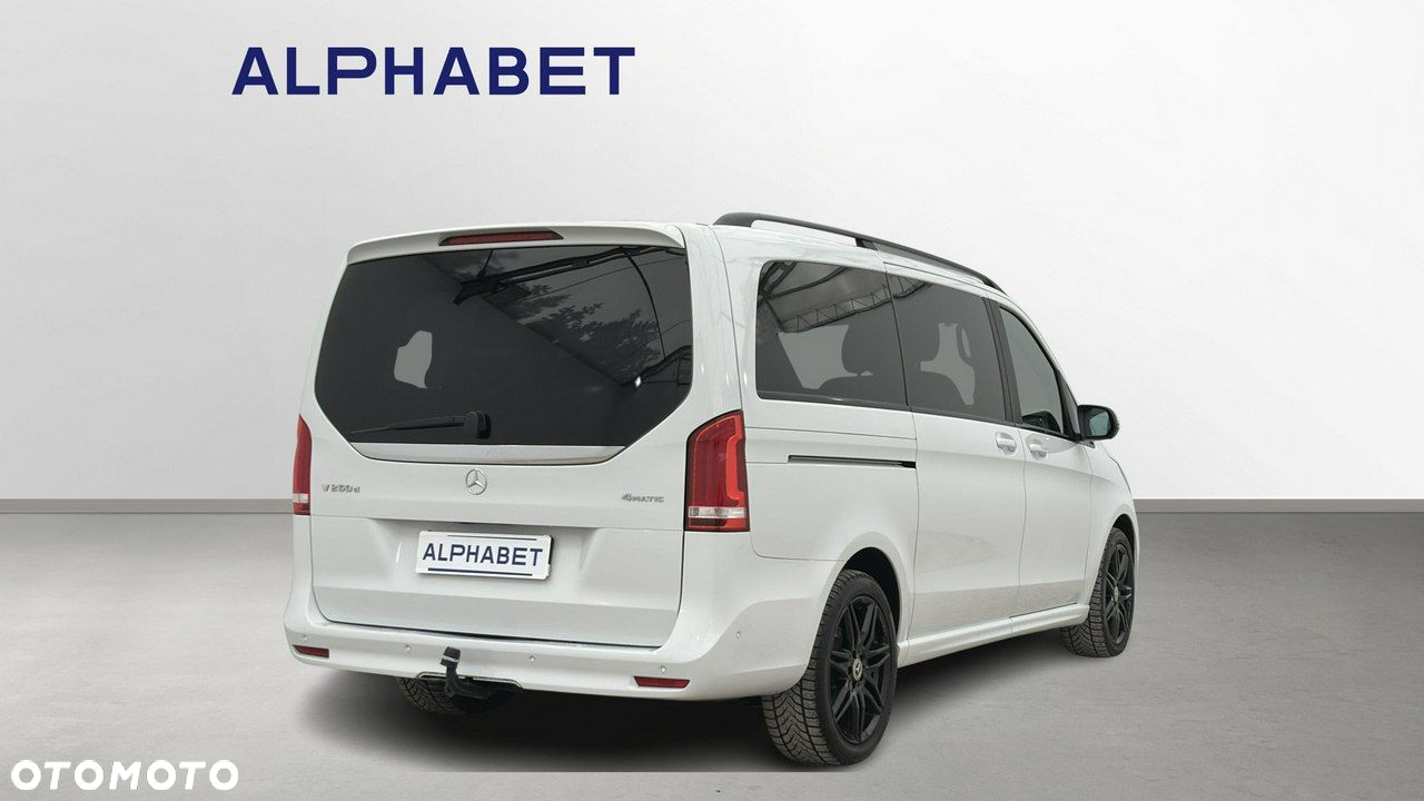 Mercedes-Benz Klasa V - 6