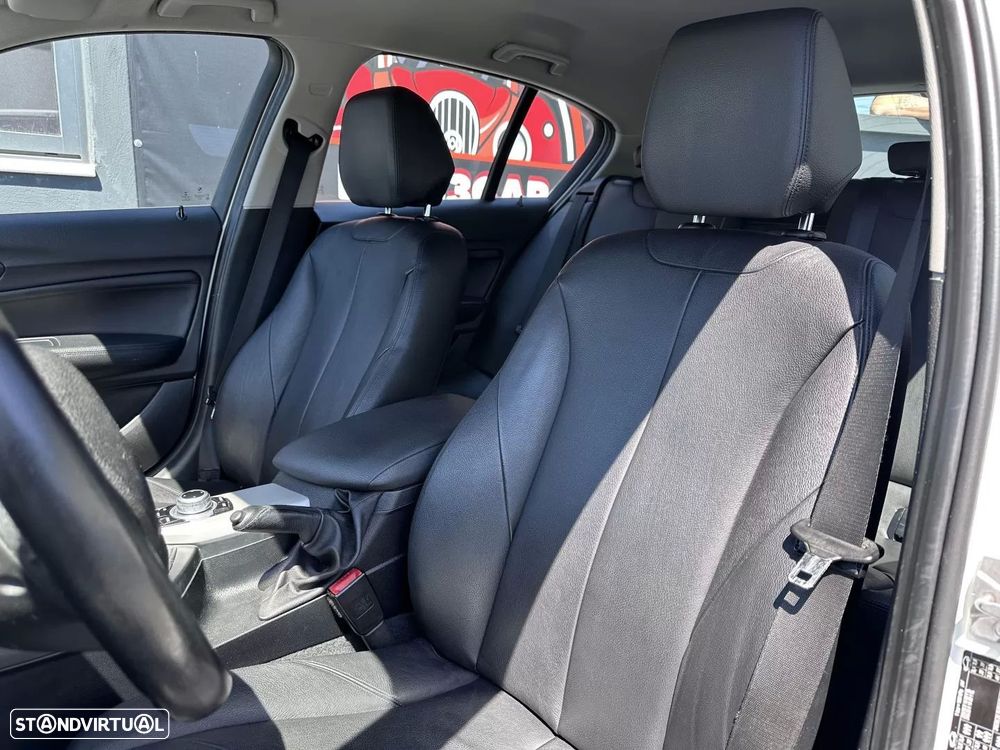 BMW 116 d Sport Line - 25