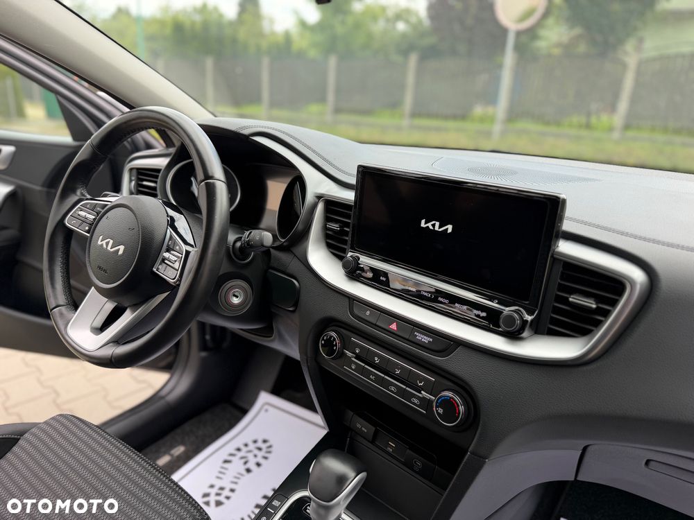 Kia Ceed 1.6 CRDi (48V Mild-Hybrid) DCT7 Platinum - 26
