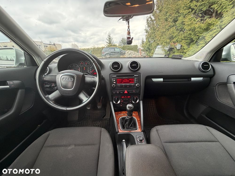 Audi A3 Sportback 2.0 TDI DPF Attraction - 7
