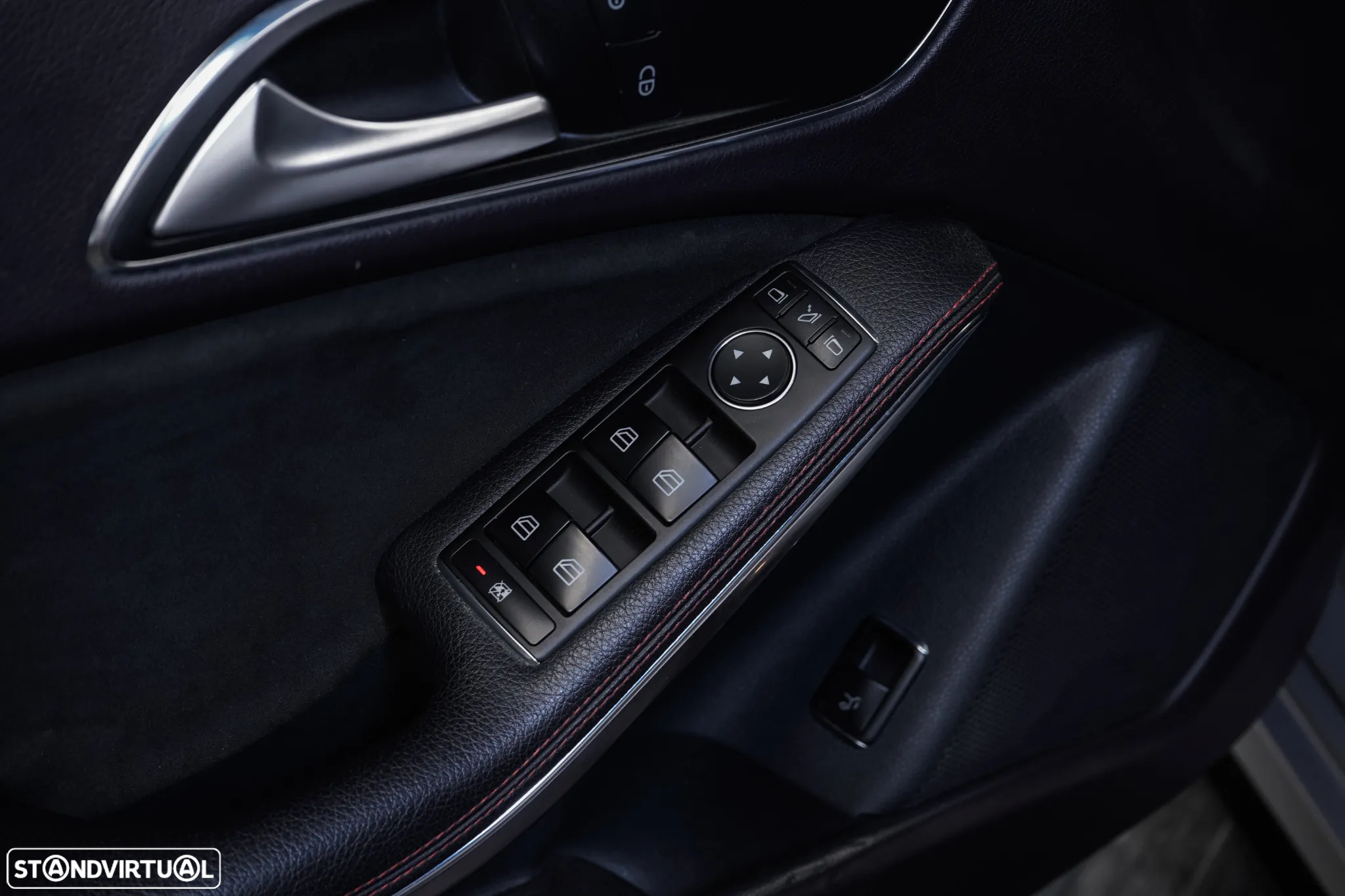 Mercedes-Benz CLA 45 AMG Shooting Brake 4-Matic - 16