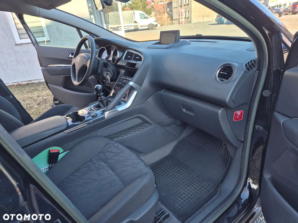 Peugeot 3008 1.6 Allure - 18