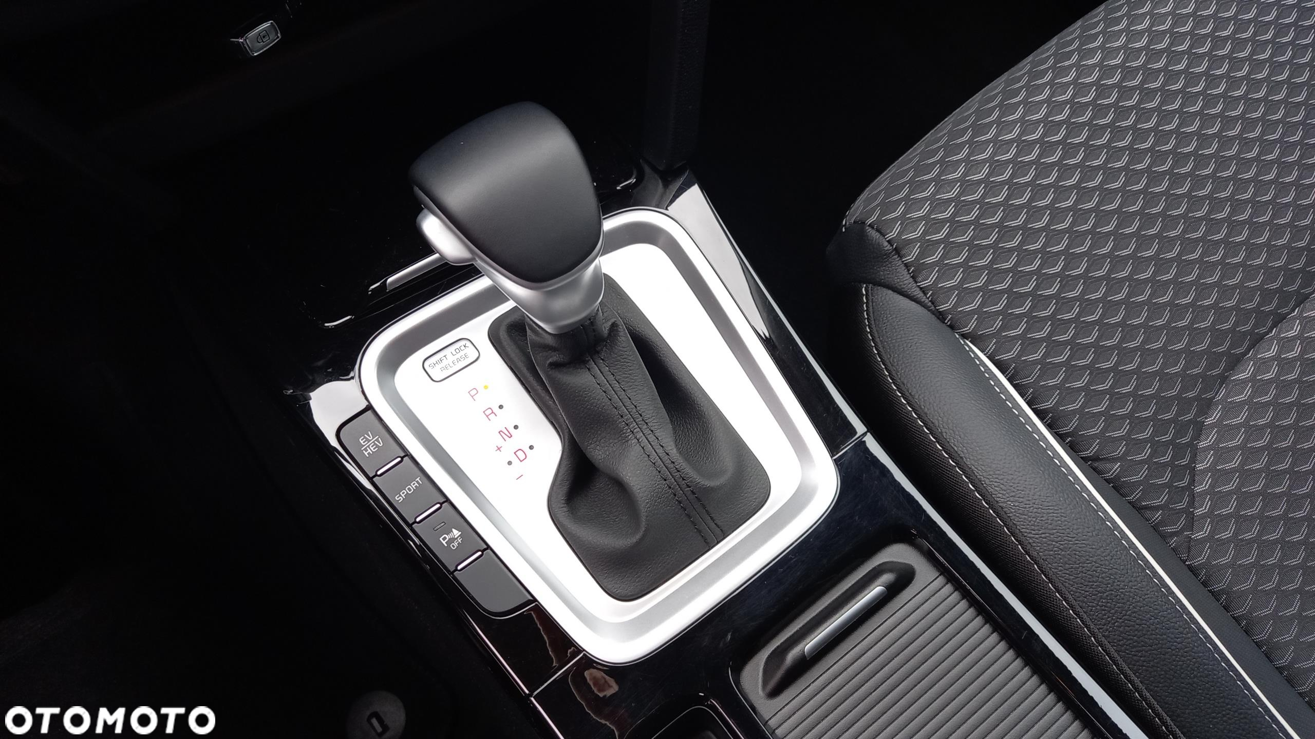 Kia XCeed 1.6 GDI PHEV L DCT - 15