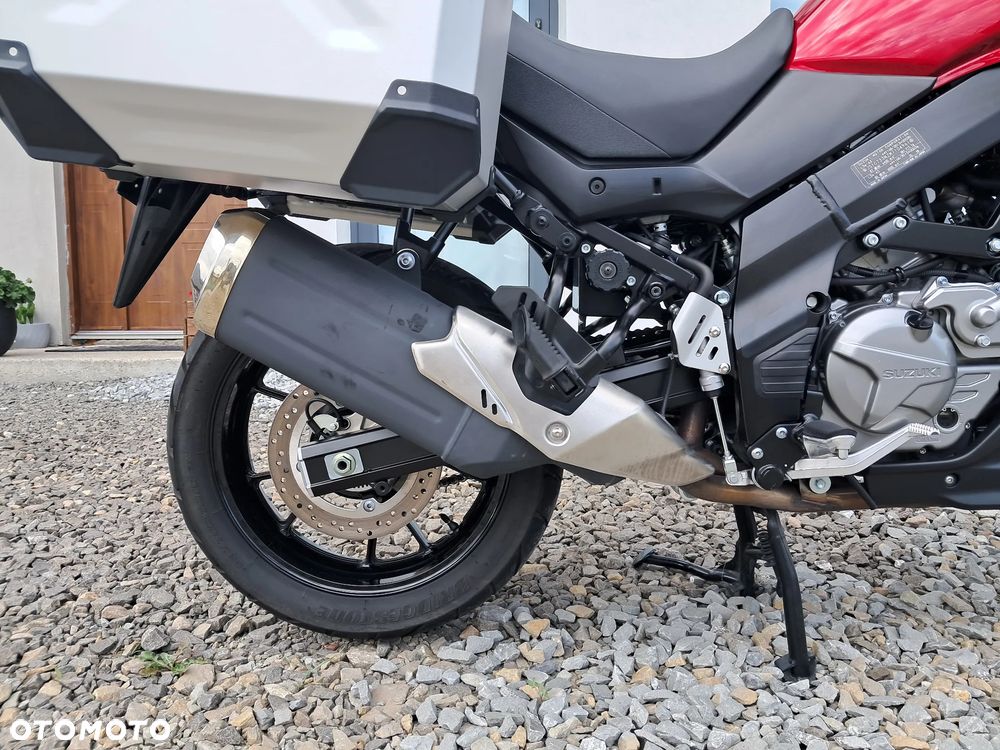 Suzuki DL - 12