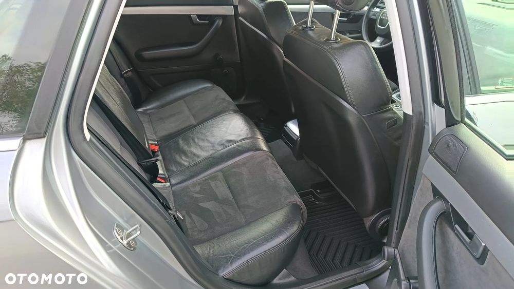 Audi A4 Avant 1.8T Quattro - 25