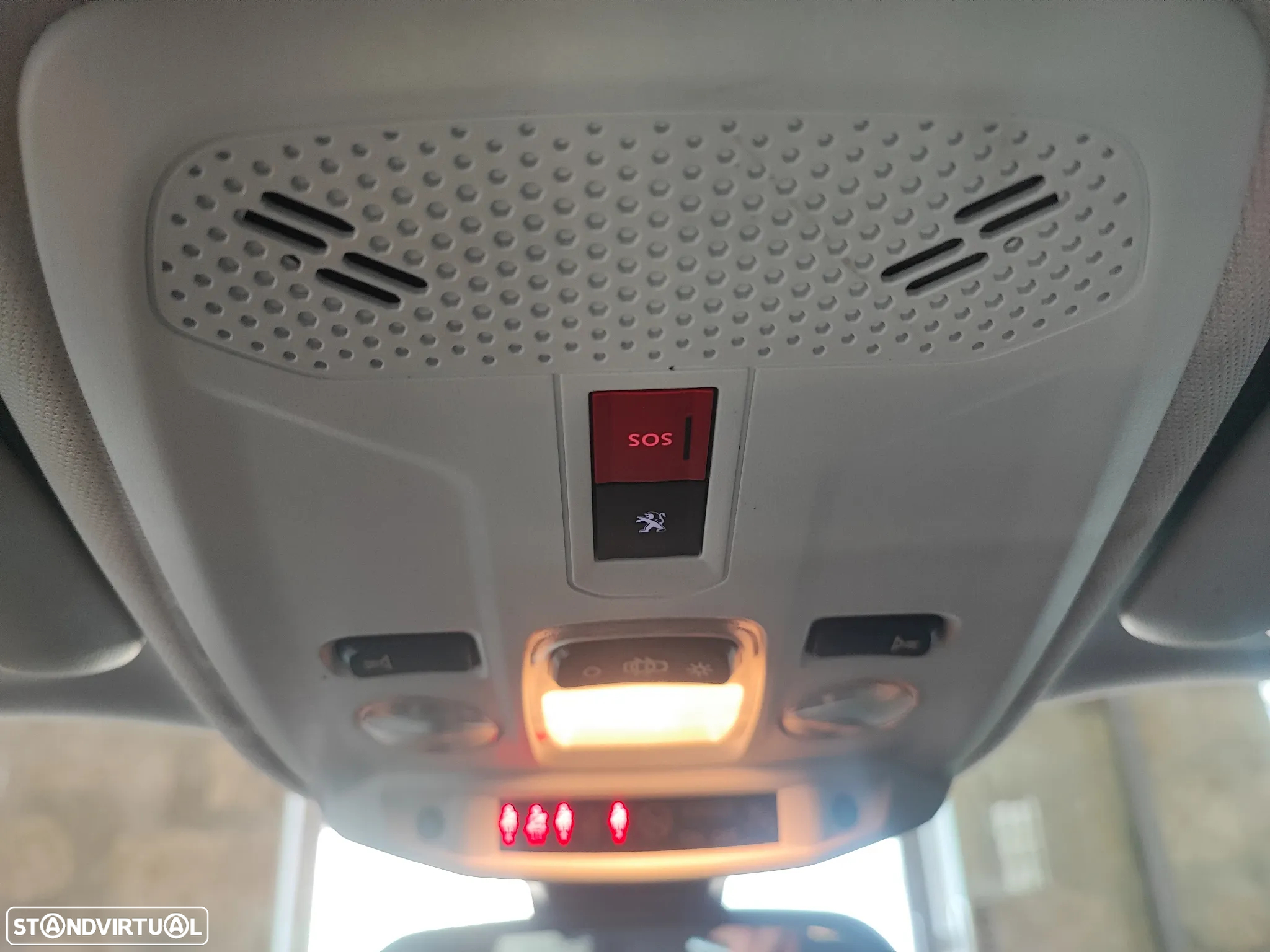 Peugeot 2008 BlueHDi 110 Active - 34