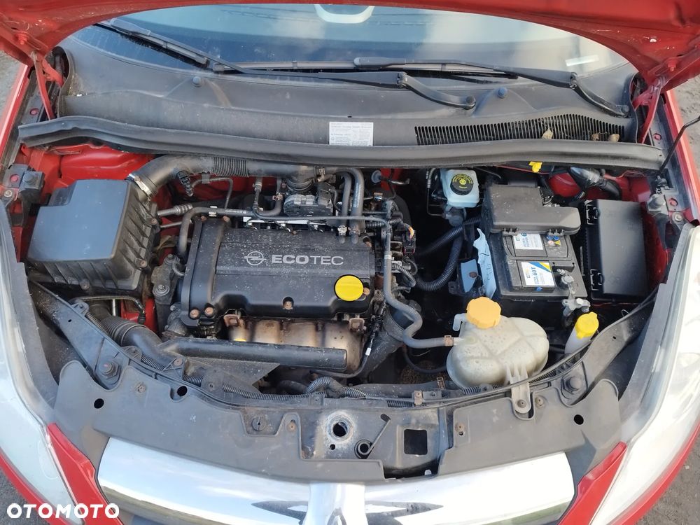 Opel Corsa 1.2 16V - 18