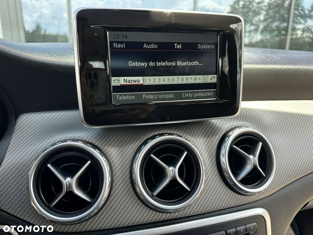 Mercedes-Benz GLA 200 7G-DCT Style - 26
