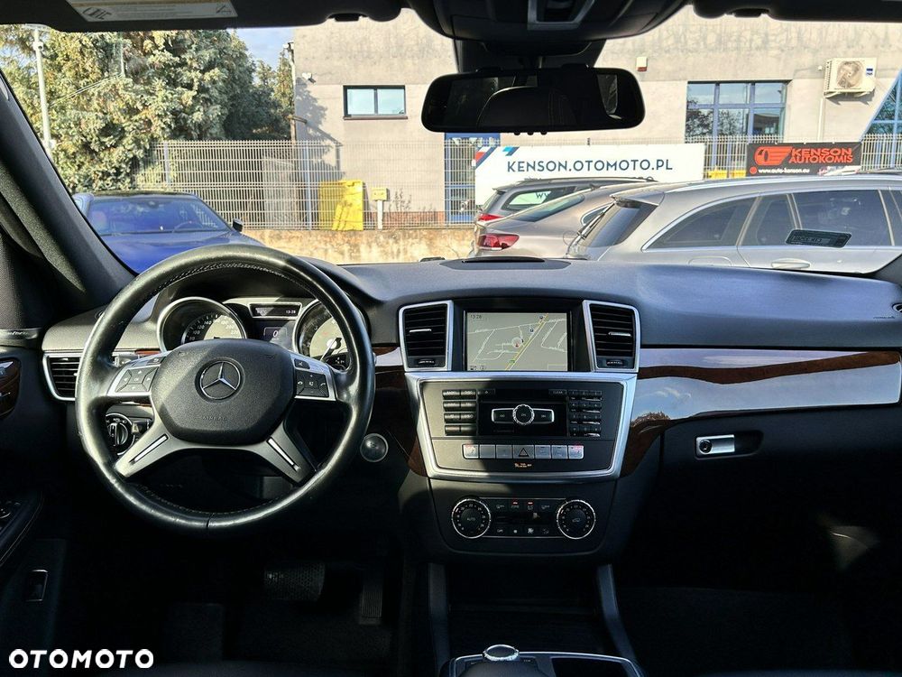 Mercedes-Benz ML - 36