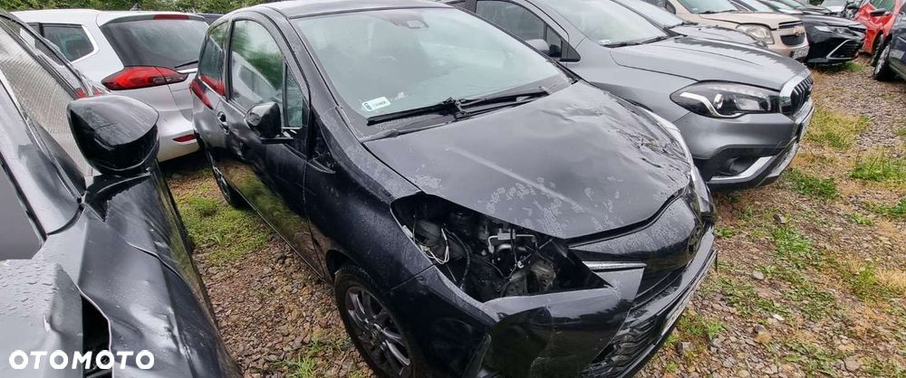 Toyota Yaris - 3