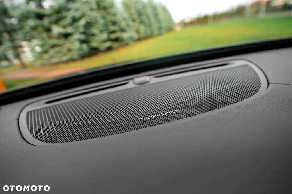 Volvo XC 90 D5 SCR AWD R-Design - 34