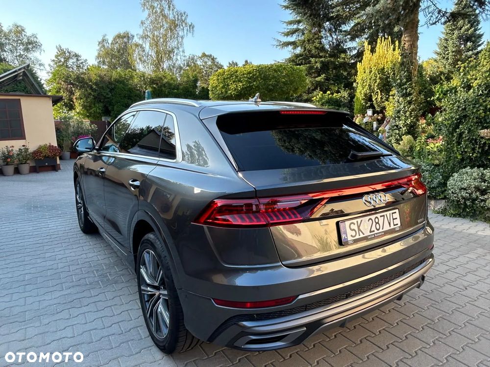 Audi Q8 - 4