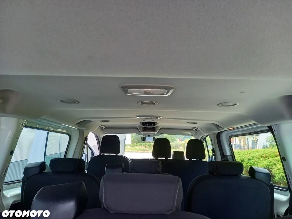 Ford Transit Custom 310 L2H1 Limited - 11