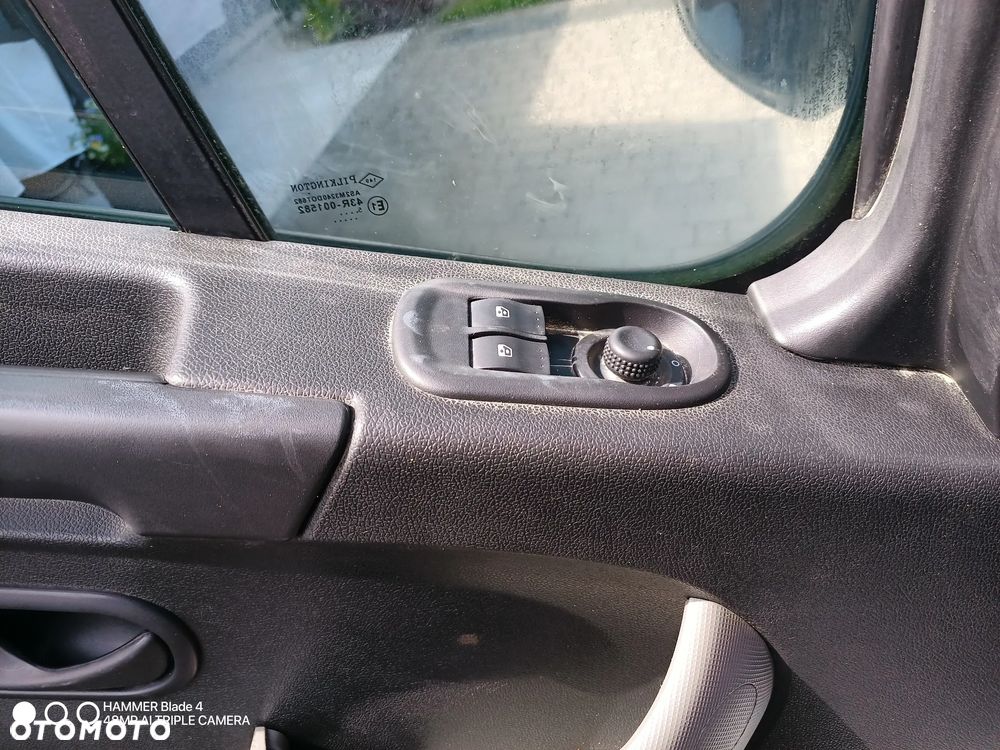 Renault Master - 25