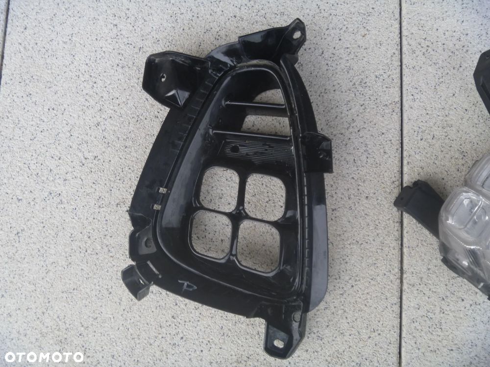 KIA SORENTO 3 III GT LINE LIFT 2018 HALOGEN LED PRAWY KRATKA ORYGINAŁ 92202-C5600 - 3