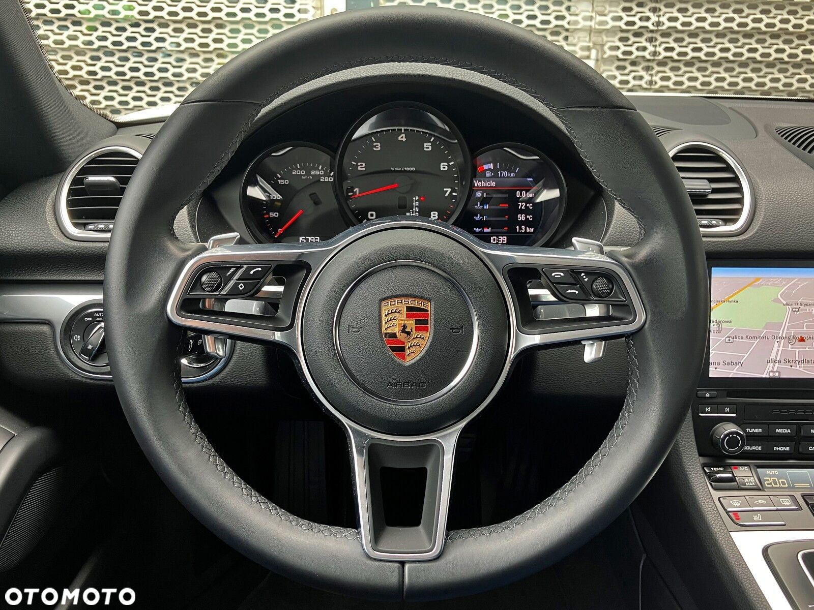Porsche 718 Cayman - 25
