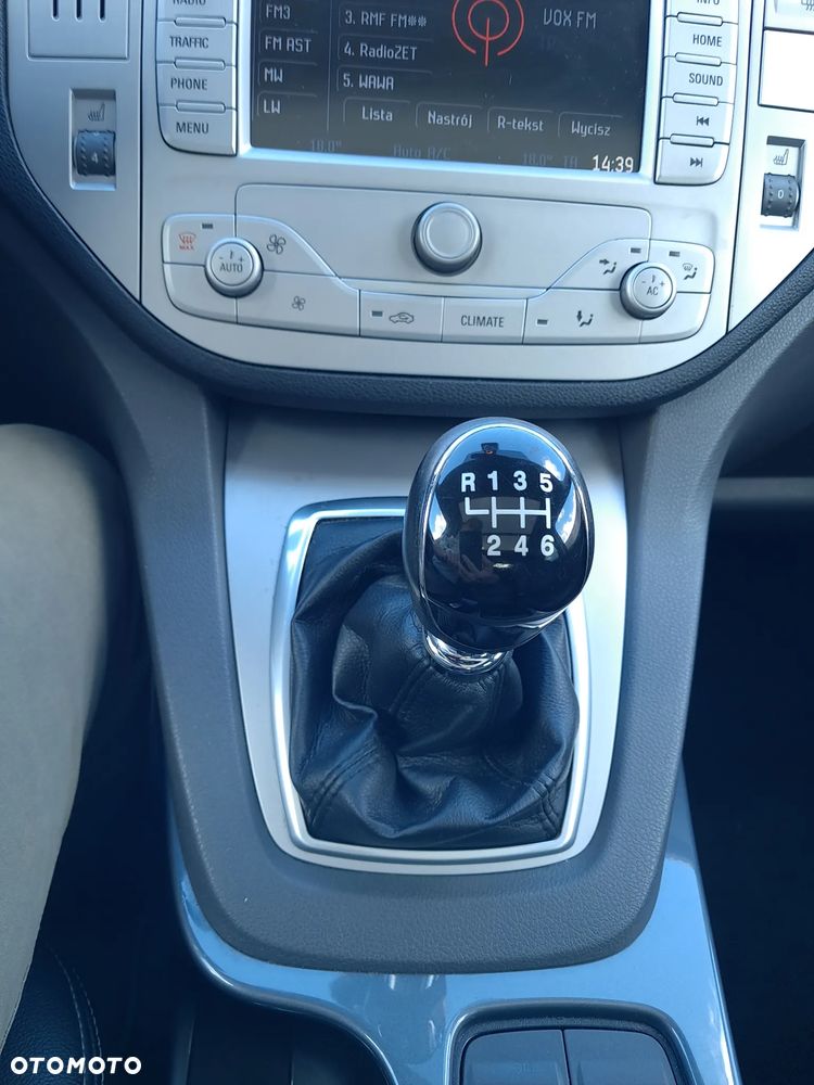 Ford Kuga 2.0 TDCi Titanium FWD - 18